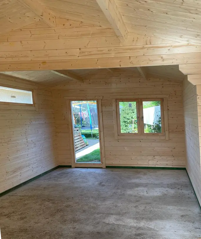 Graeme Log Cabin